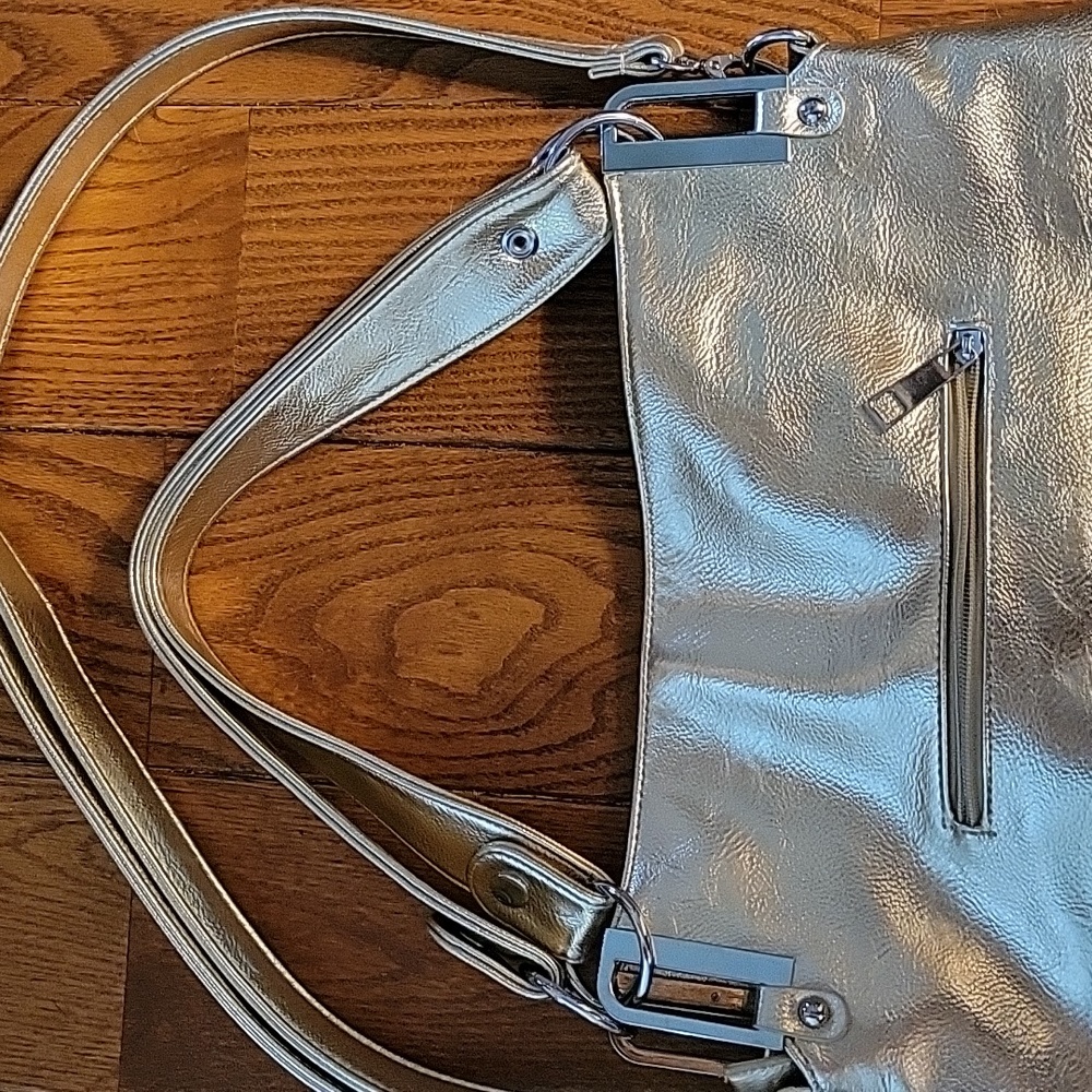 Purse - Picture 3 of 3